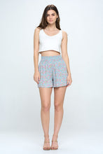 Load image into Gallery viewer, Smock waisted flare short pants
