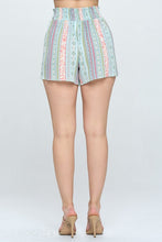 Load image into Gallery viewer, Smock waisted flare short pants